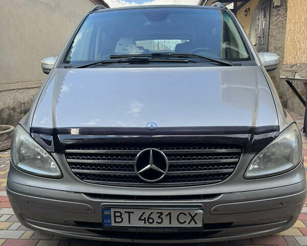 Сірий Мерседес Віано, об'ємом двигуна 2.14 л та пробігом 308 тис. км за 9900 $, фото 1 на Automoto.ua