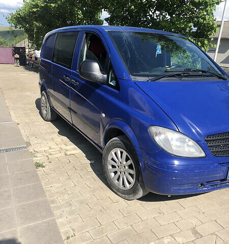 Синий Мерседес Vito 109, объемом двигателя 2.2 л и пробегом 355 тыс. км за 5700 $, фото 1 на Automoto.ua