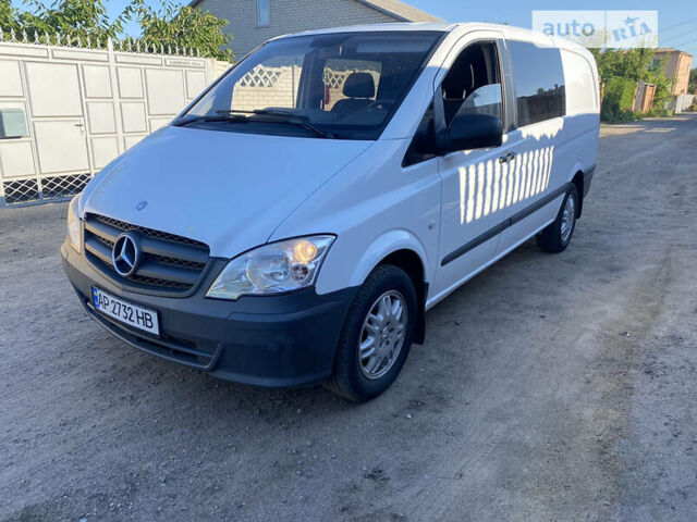 Мерседес Vito 113, объемом двигателя 2.1 л и пробегом 272 тыс. км за 11555 $, фото 1 на Automoto.ua