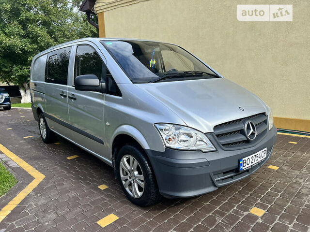 Сірий Мерседес Vito 113, об'ємом двигуна 2.2 л та пробігом 180 тис. км за 14333 $, фото 1 на Automoto.ua