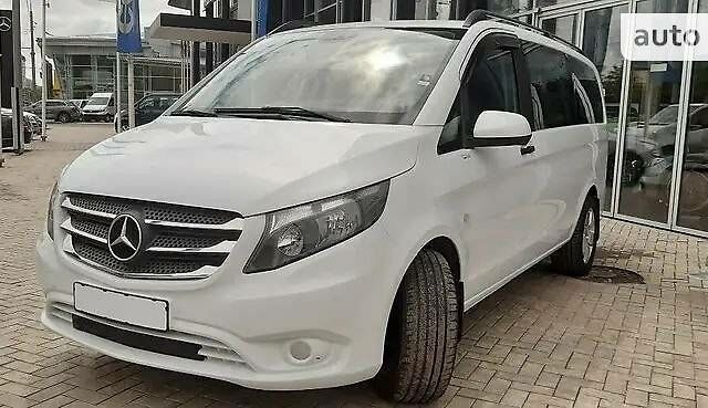 Білий Мерседес Vito 114, об'ємом двигуна 2.2 л та пробігом 257 тис. км за 18000 $, фото 1 на Automoto.ua