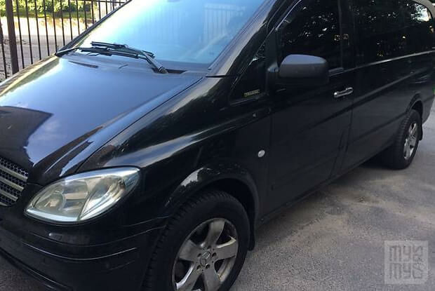 Чорний Мерседес Vito 115, об'ємом двигуна 2.2 л та пробігом 240 тис. км за 13500 $, фото 1 на Automoto.ua