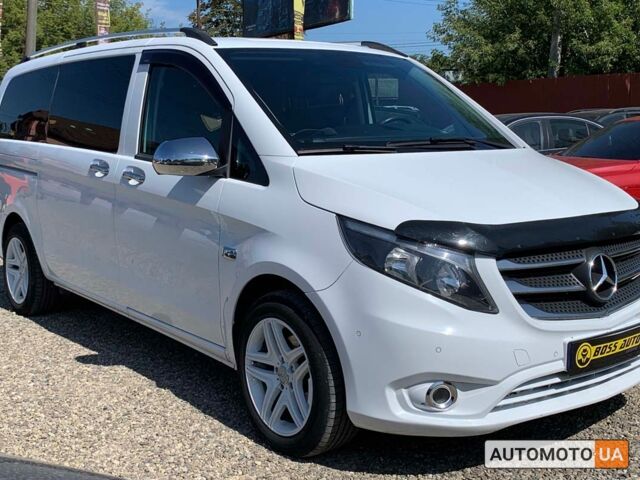 Белый Мерседес Вито, объемом двигателя 2.1 л и пробегом 315 тыс. км за 23000 $, фото 1 на Automoto.ua