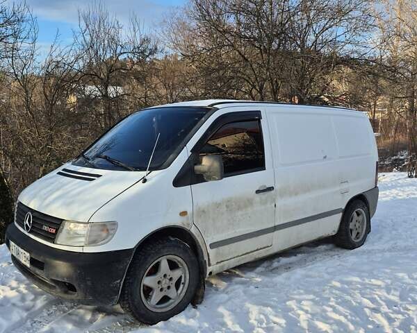 Білий Мерседес Віто, об'ємом двигуна 2.2 л та пробігом 410 тис. км за 2600 $, фото 1 на Automoto.ua