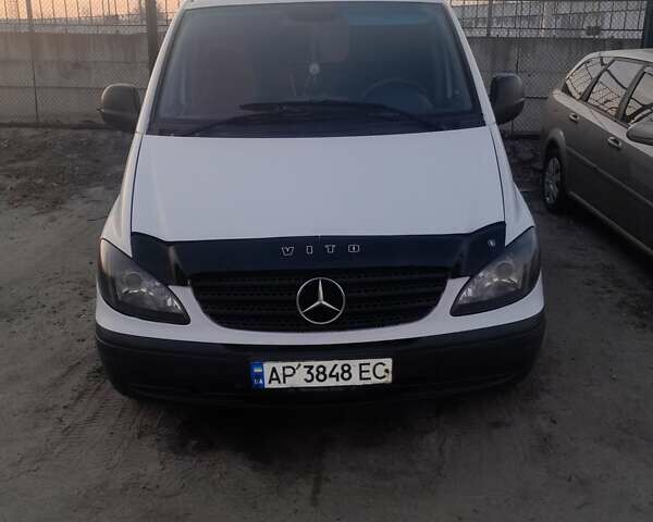 Белый Мерседес Вито, объемом двигателя 2.15 л и пробегом 521 тыс. км за 5500 $, фото 1 на Automoto.ua