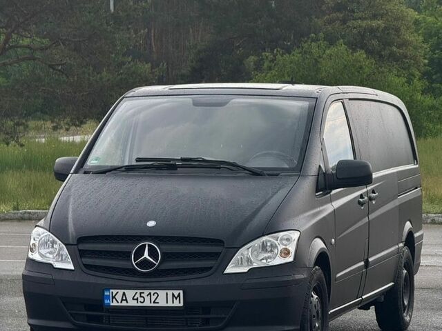 Білий Мерседес Віто, об'ємом двигуна 2.14 л та пробігом 220 тис. км за 8900 $, фото 1 на Automoto.ua