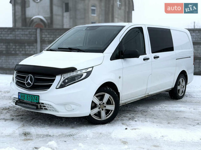 Белый Мерседес Вито, объемом двигателя 2 л и пробегом 255 тыс. км за 23190 $, фото 1 на Automoto.ua