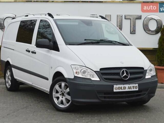 Білий Мерседес Віто, об'ємом двигуна 2.14 л та пробігом 270 тис. км за 11900 $, фото 1 на Automoto.ua