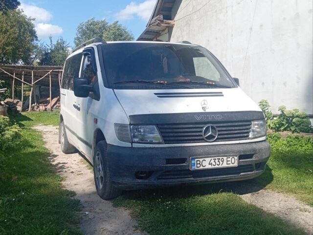 Белый Мерседес Вито, объемом двигателя 2.2 л и пробегом 95 тыс. км за 2350 $, фото 1 на Automoto.ua