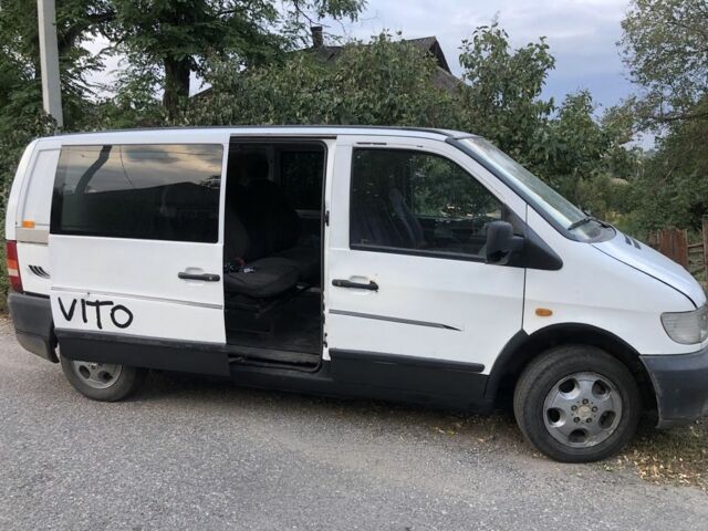 Білий Мерседес Віто, об'ємом двигуна 2.3 л та пробігом 300 тис. км за 2000 $, фото 1 на Automoto.ua