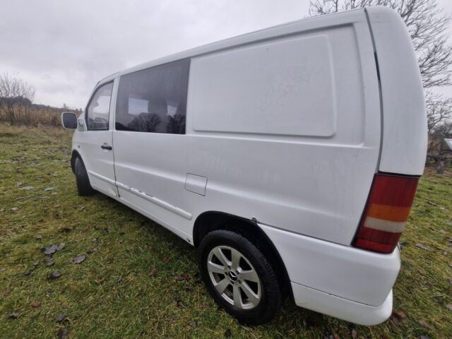 Белый Мерседес Вито, объемом двигателя 2.2 л и пробегом 310 тыс. км за 3200 $, фото 1 на Automoto.ua