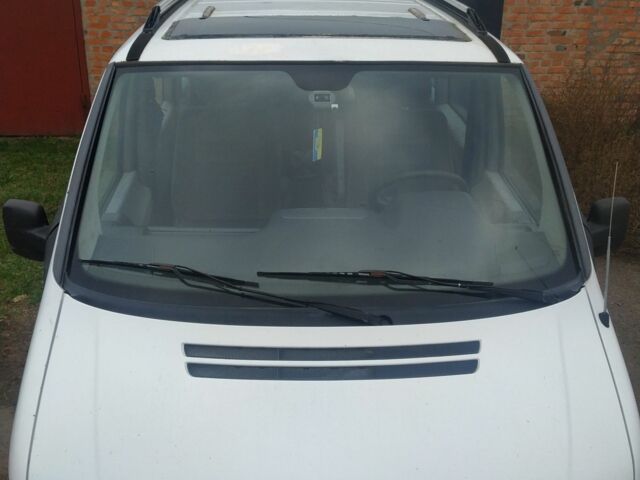 Білий Мерседес Віто, об'ємом двигуна 0 л та пробігом 278 тис. км за 3200 $, фото 1 на Automoto.ua