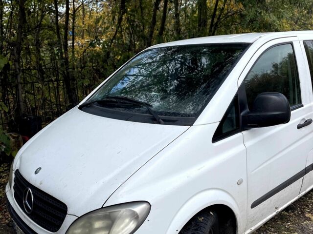 Мерседес Віто 2005 у Новоукраинке на Automoto.ua Білий Мерседес Віто, об'ємом двигуна 2.1 л та пробігом 425 тис. км за 2200 $, фото 1 на Automoto.ua