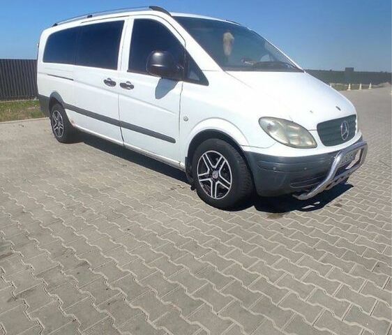 Білий Мерседес Віто, об'ємом двигуна 2.1 л та пробігом 349 тис. км за 5200 $, фото 1 на Automoto.ua