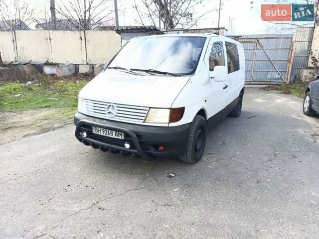 Белый Мерседес Вито, объемом двигателя 2.3 л и пробегом 460 тыс. км за 2500 $, фото 1 на Automoto.ua