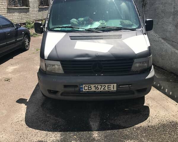 Белый Мерседес Вито, объемом двигателя 2.3 л и пробегом 283 тыс. км за 2732 $, фото 1 на Automoto.ua