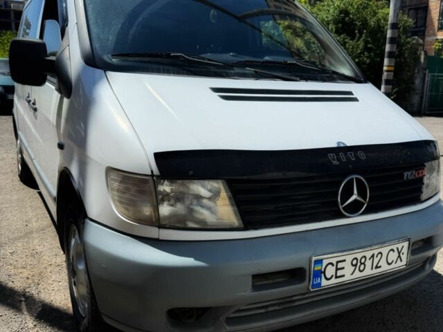 Белый Мерседес Вито, объемом двигателя 2.2 л и пробегом 360 тыс. км за 4600 $, фото 1 на Automoto.ua