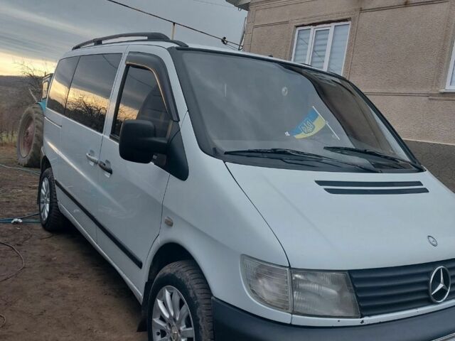 Белый Мерседес Вито, объемом двигателя 2 л и пробегом 500 тыс. км за 5400 $, фото 1 на Automoto.ua