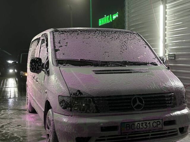 Белый Мерседес Вито, объемом двигателя 2.2 л и пробегом 367 тыс. км за 3500 $, фото 1 на Automoto.ua