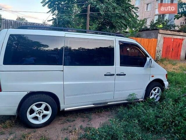 Білий Мерседес Віто, об'ємом двигуна 2.3 л та пробігом 495 тис. км за 6200 $, фото 1 на Automoto.ua