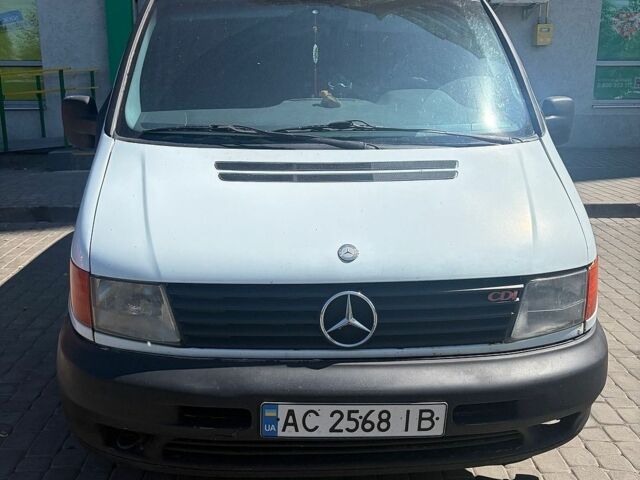 Білий Мерседес Віто, об'ємом двигуна 2.15 л та пробігом 500 тис. км за 3300 $, фото 1 на Automoto.ua