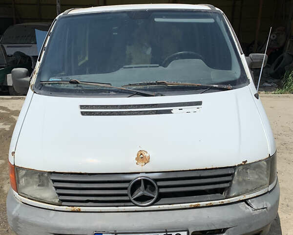 Білий Мерседес Віто, об'ємом двигуна 2.15 л та пробігом 465 тис. км за 1700 $, фото 1 на Automoto.ua