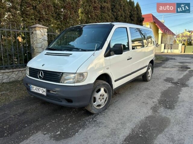 Белый Мерседес Вито, объемом двигателя 2.2 л и пробегом 334 тыс. км за 2950 $, фото 1 на Automoto.ua