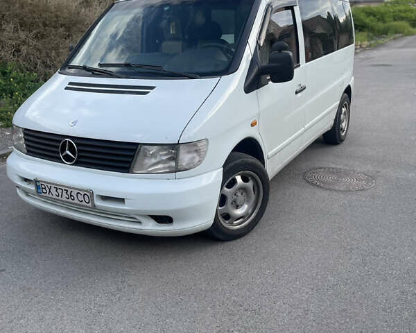 Білий Мерседес Віто, об'ємом двигуна 2.15 л та пробігом 230 тис. км за 5800 $, фото 1 на Automoto.ua