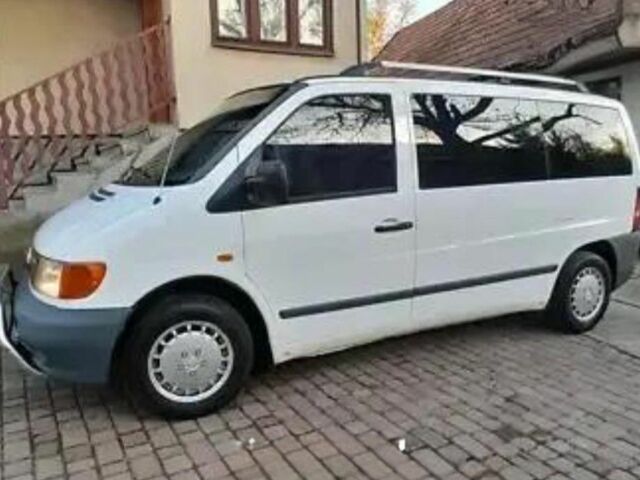 Белый Мерседес Вито, объемом двигателя 2.2 л и пробегом 278 тыс. км за 2900 $, фото 1 на Automoto.ua