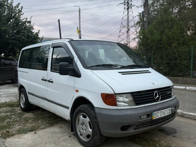 Белый Мерседес Вито, объемом двигателя 0 л и пробегом 77 тыс. км за 3996 $, фото 1 на Automoto.ua