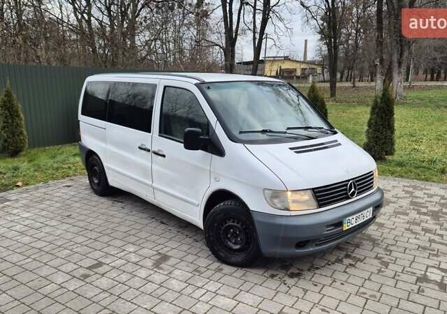 Белый Мерседес Вито, объемом двигателя 2.15 л и пробегом 273 тыс. км за 2490 $, фото 1 на Automoto.ua