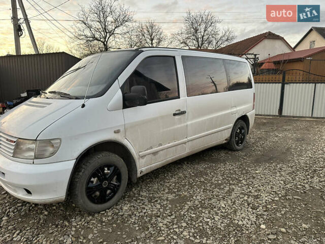 Белый Мерседес Вито, объемом двигателя 2.15 л и пробегом 390 тыс. км за 3699 $, фото 1 на Automoto.ua