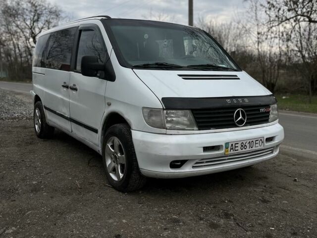 Білий Мерседес Віто, об'ємом двигуна 2.2 л та пробігом 360 тис. км за 4600 $, фото 1 на Automoto.ua