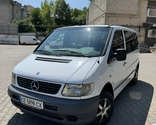 Белый Мерседес Вито, объемом двигателя 2.15 л и пробегом 301 тыс. км за 7300 $, фото 1 на Automoto.ua