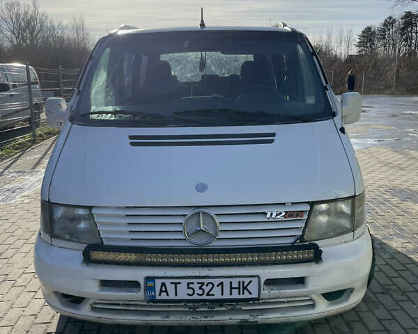 Белый Мерседес Вито, объемом двигателя 2.15 л и пробегом 519 тыс. км за 2800 $, фото 1 на Automoto.ua