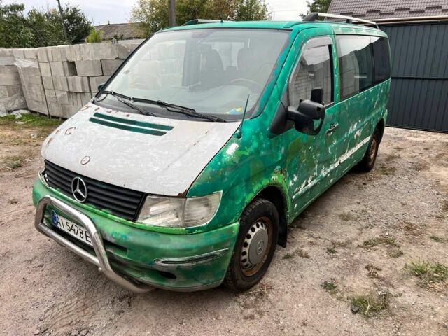 Белый Мерседес Вито, объемом двигателя 0 л и пробегом 490 тыс. км за 1550 $, фото 1 на Automoto.ua