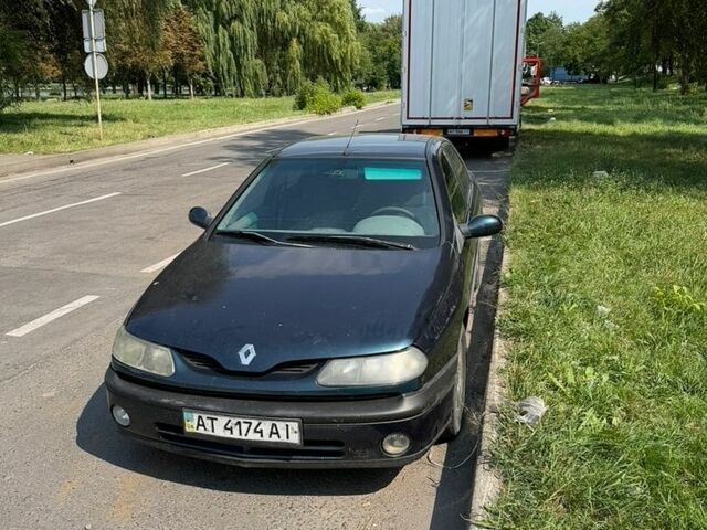 Білий Мерседес Віто, об'ємом двигуна 2.15 л та пробігом 459 тис. км за 4500 $, фото 1 на Automoto.ua