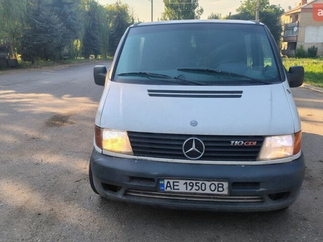 Білий Мерседес Віто, об'ємом двигуна 2.15 л та пробігом 387 тис. км за 4250 $, фото 1 на Automoto.ua