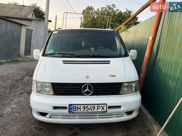 Білий Мерседес Віто, об'ємом двигуна 2.15 л та пробігом 387 тис. км за 5000 $, фото 1 на Automoto.ua