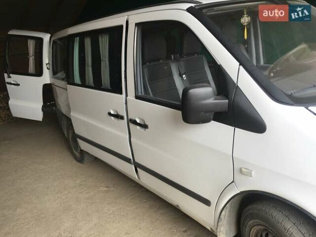 Білий Мерседес Віто, об'ємом двигуна 0 л та пробігом 322 тис. км за 6000 $, фото 1 на Automoto.ua