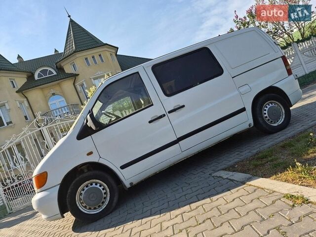 Білий Мерседес Віто, об'ємом двигуна 2.15 л та пробігом 111 тис. км за 2100 $, фото 1 на Automoto.ua