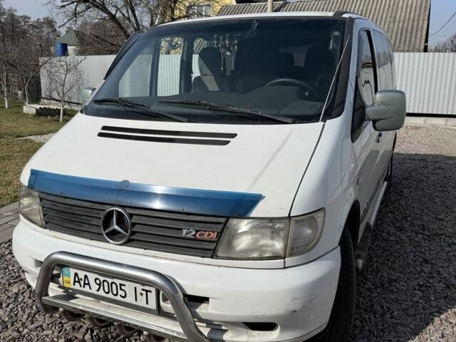 Білий Мерседес Віто, об'ємом двигуна 2.1 л та пробігом 330 тис. км за 4299 $, фото 1 на Automoto.ua