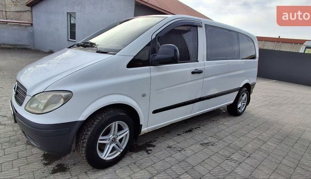 Білий Мерседес Віто, об'ємом двигуна 2.15 л та пробігом 261 тис. км за 7000 $, фото 1 на Automoto.ua