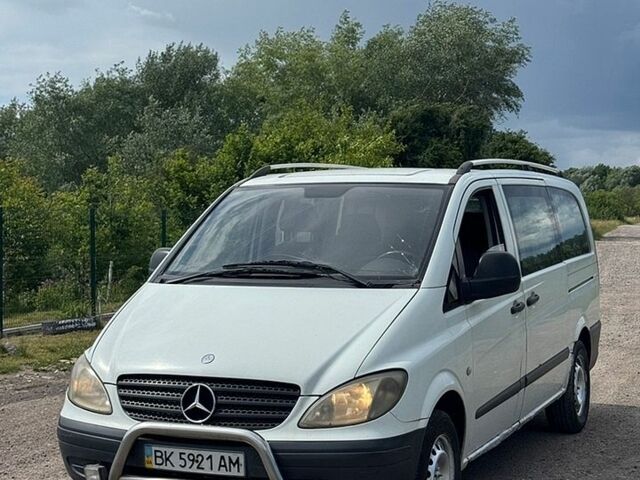 Білий Мерседес Віто, об'ємом двигуна 2.15 л та пробігом 390 тис. км за 3900 $, фото 1 на Automoto.ua
