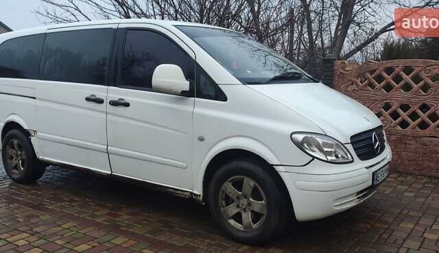 Белый Мерседес Вито, объемом двигателя 2.2 л и пробегом 315 тыс. км за 6600 $, фото 1 на Automoto.ua