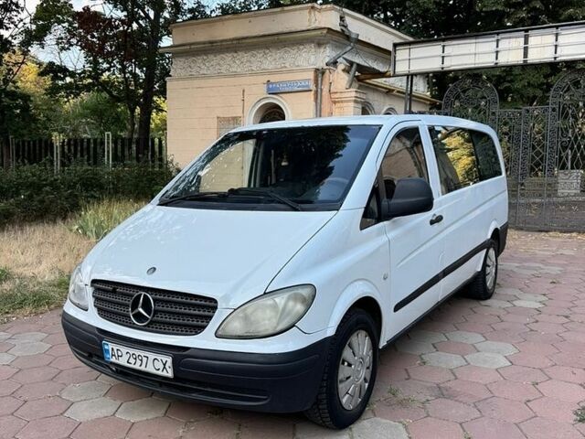 Белый Мерседес Вито, объемом двигателя 2.15 л и пробегом 330 тыс. км за 5300 $, фото 1 на Automoto.ua