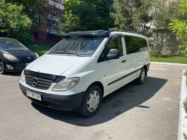 Белый Мерседес Вито, объемом двигателя 2.1 л и пробегом 365 тыс. км за 4999 $, фото 1 на Automoto.ua