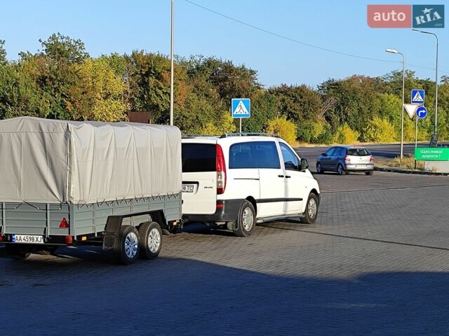Білий Мерседес Віто, об'ємом двигуна 2.2 л та пробігом 447 тис. км за 6431 $, фото 1 на Automoto.ua