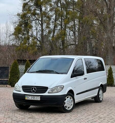 Белый Мерседес Вито, объемом двигателя 2.2 л и пробегом 279 тыс. км за 5500 $, фото 1 на Automoto.ua