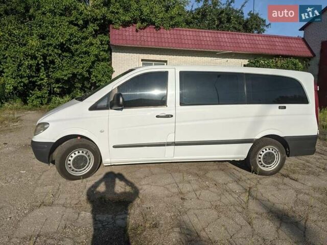 Білий Мерседес Віто, об'ємом двигуна 2.1 л та пробігом 262 тис. км за 10500 $, фото 1 на Automoto.ua